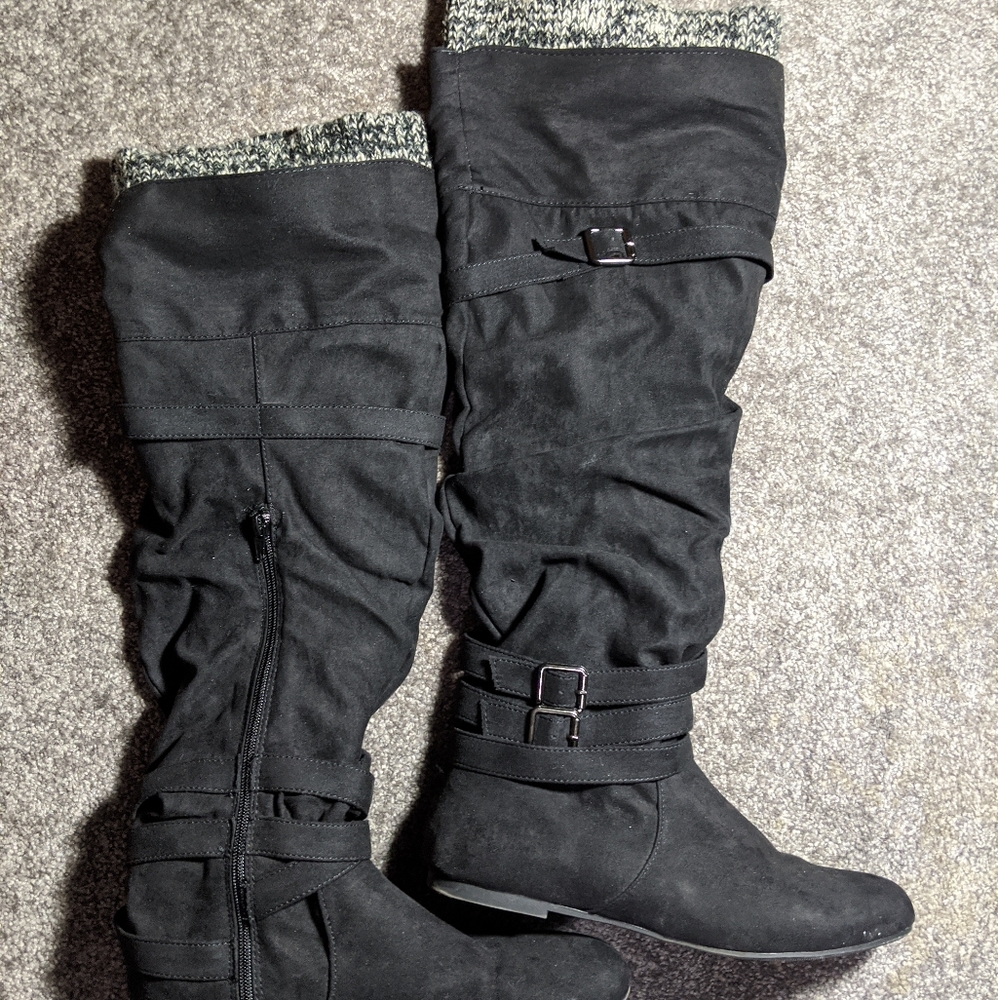 Black knee high boots az 10